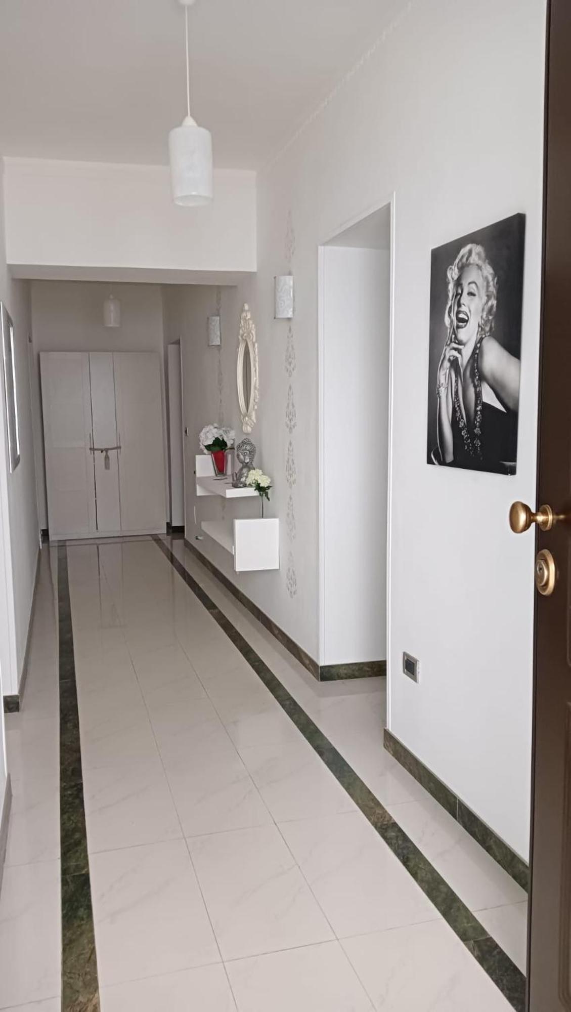 Marilyn Lejlighed Reggio di Calabria Eksteriør billede